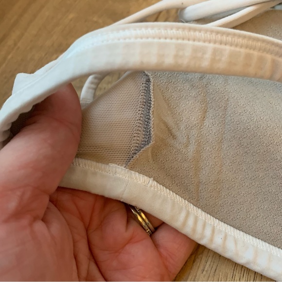 SOLD Lululemon Free to Be Serene Bra - Picture 3 of 3